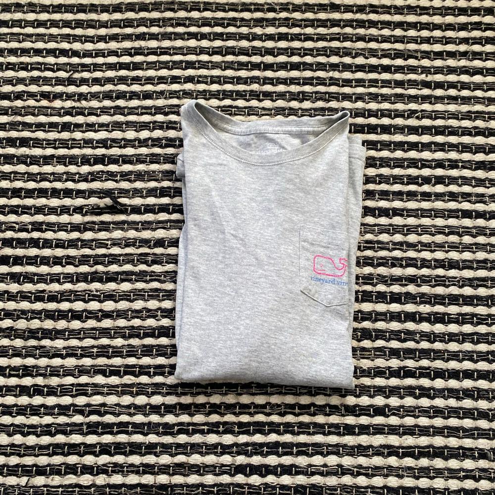 🌿Vineyard Vines Kids Gray Pink Whale Long Sleeve Shirt  XL